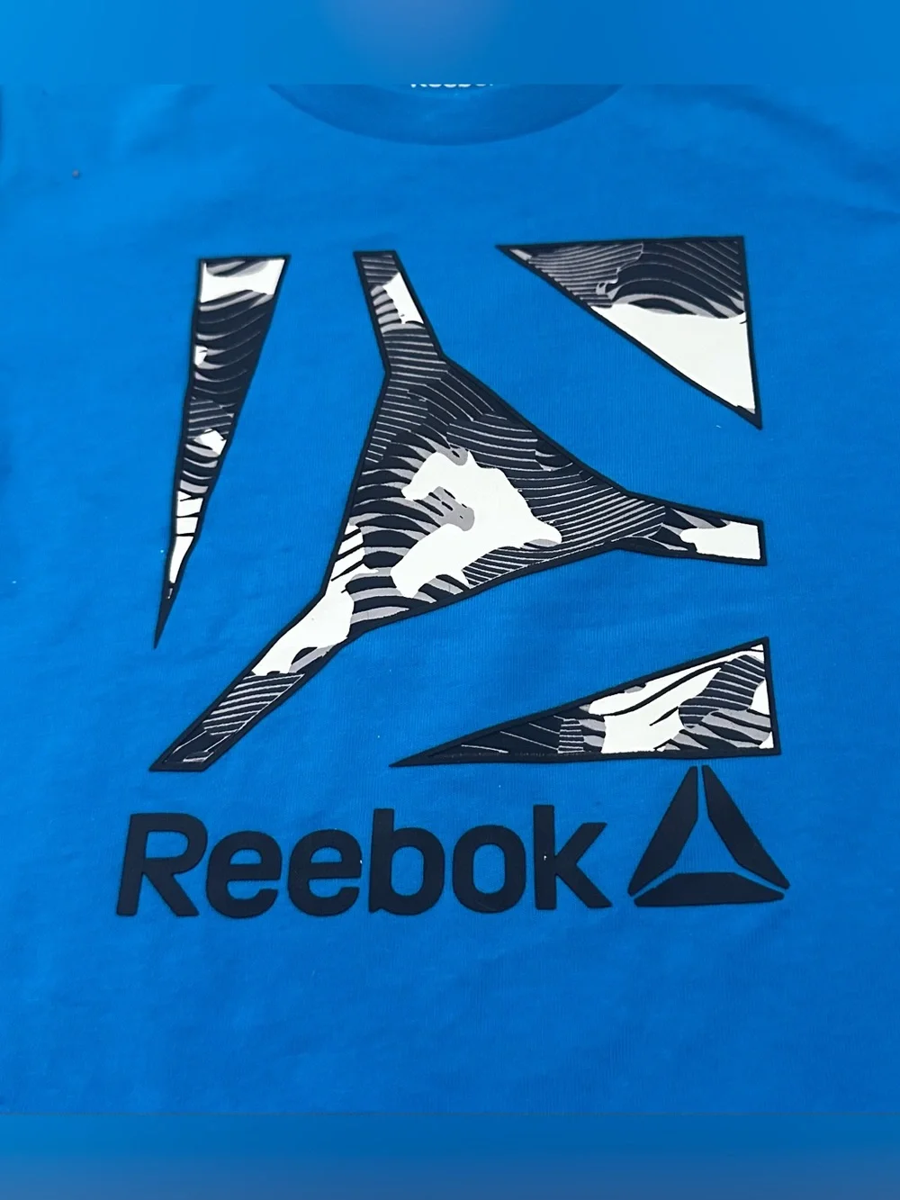 Reebok Toddler Boys Size 2T Blue Graphic T-Shirt and Black Shorts Set NWT's